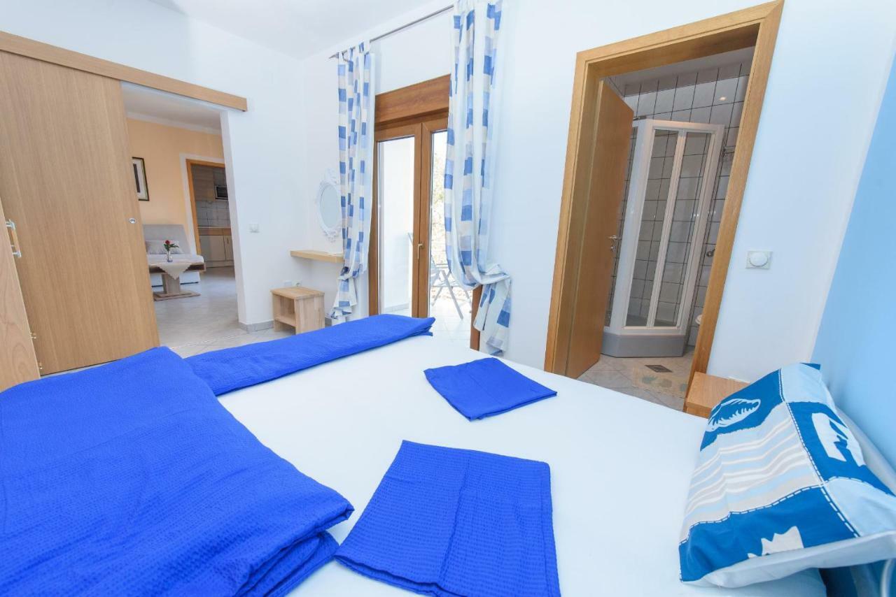 Apartments San Jozef โตรกีร์ ภายนอก รูปภาพ