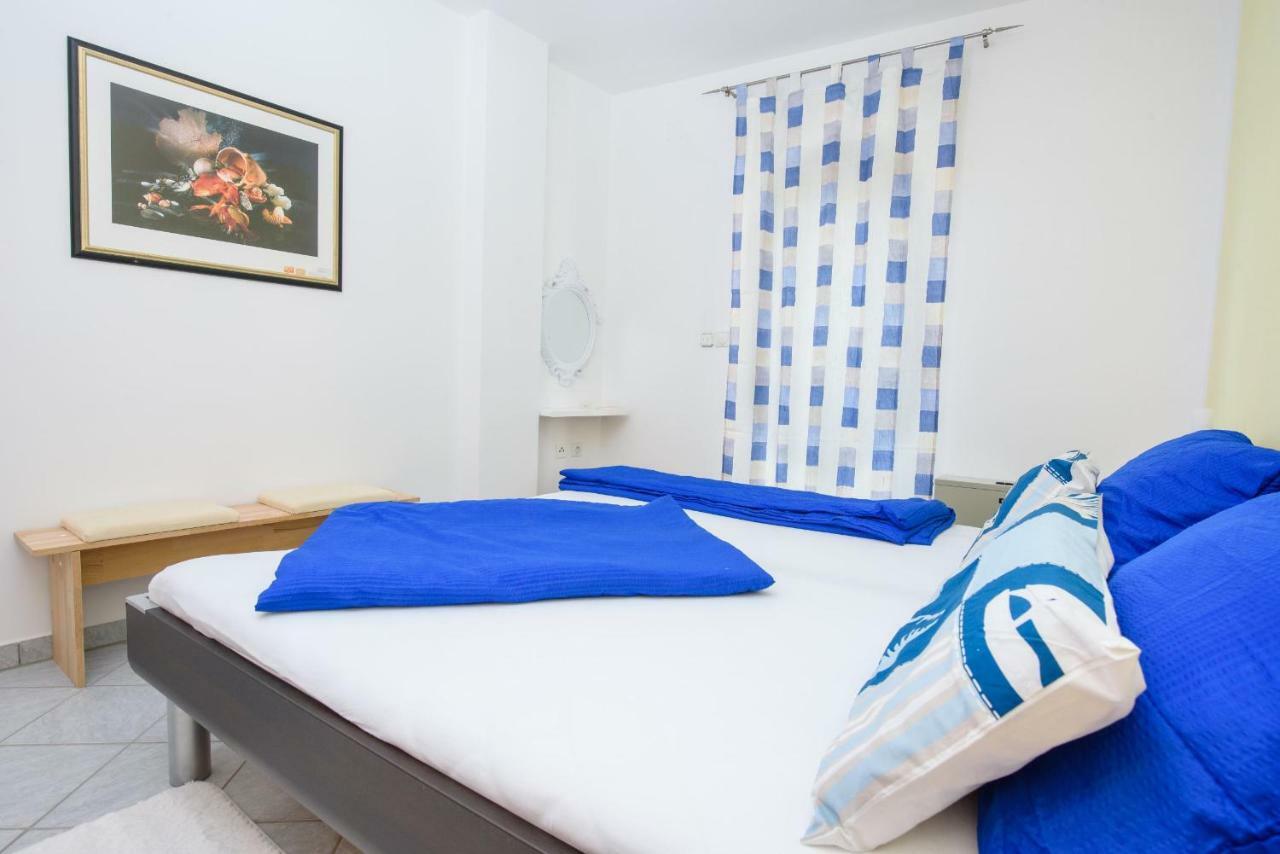 Apartments San Jozef โตรกีร์ ภายนอก รูปภาพ