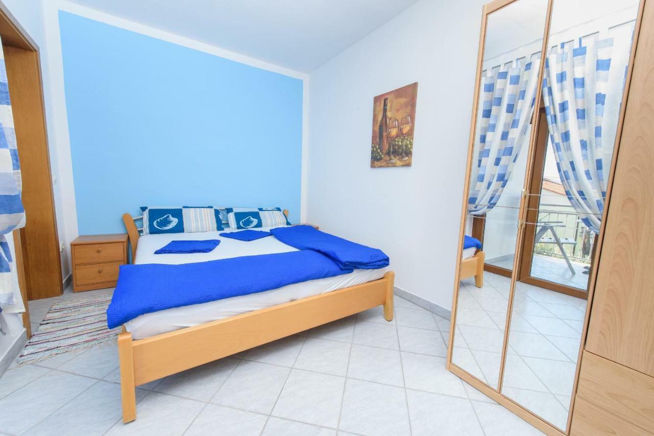 Apartments San Jozef โตรกีร์ ภายนอก รูปภาพ