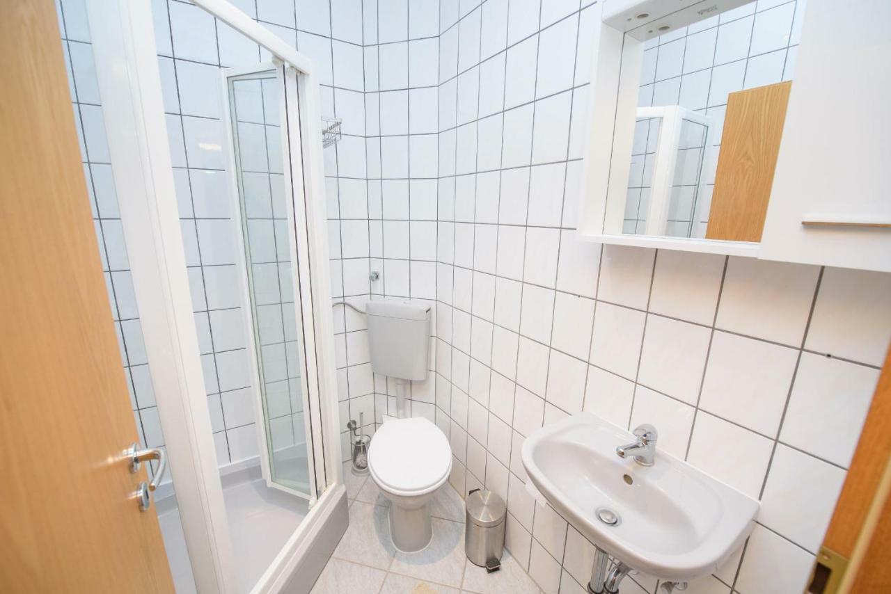 Apartments San Jozef โตรกีร์ ภายนอก รูปภาพ