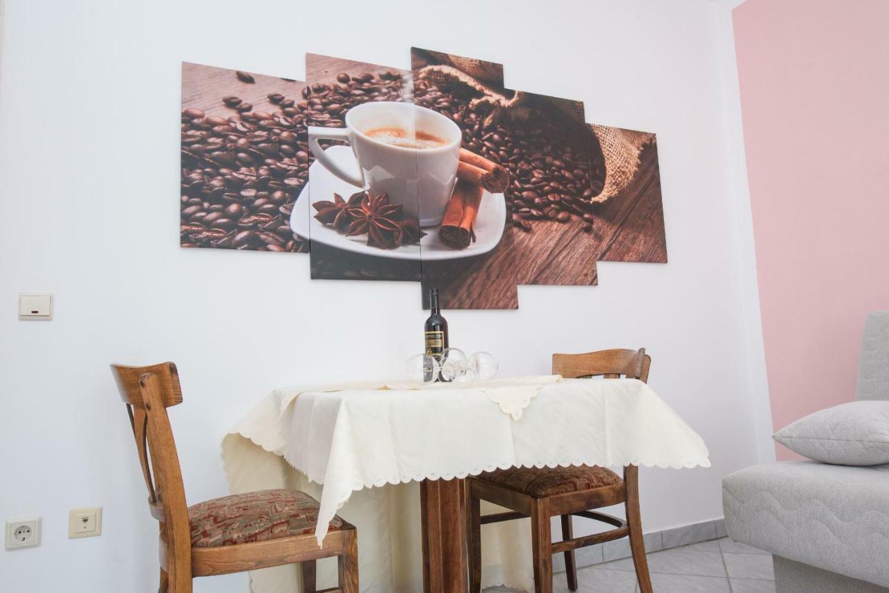 Apartments San Jozef โตรกีร์ ภายนอก รูปภาพ