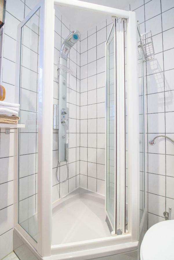 Apartments San Jozef โตรกีร์ ภายนอก รูปภาพ
